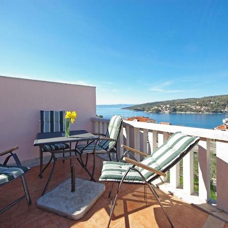 Apartments Villa Rose Sumartin Buitenkant foto