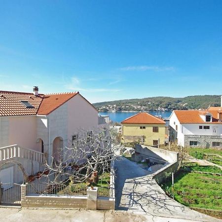 Apartments Villa Rose Sumartin Buitenkant foto