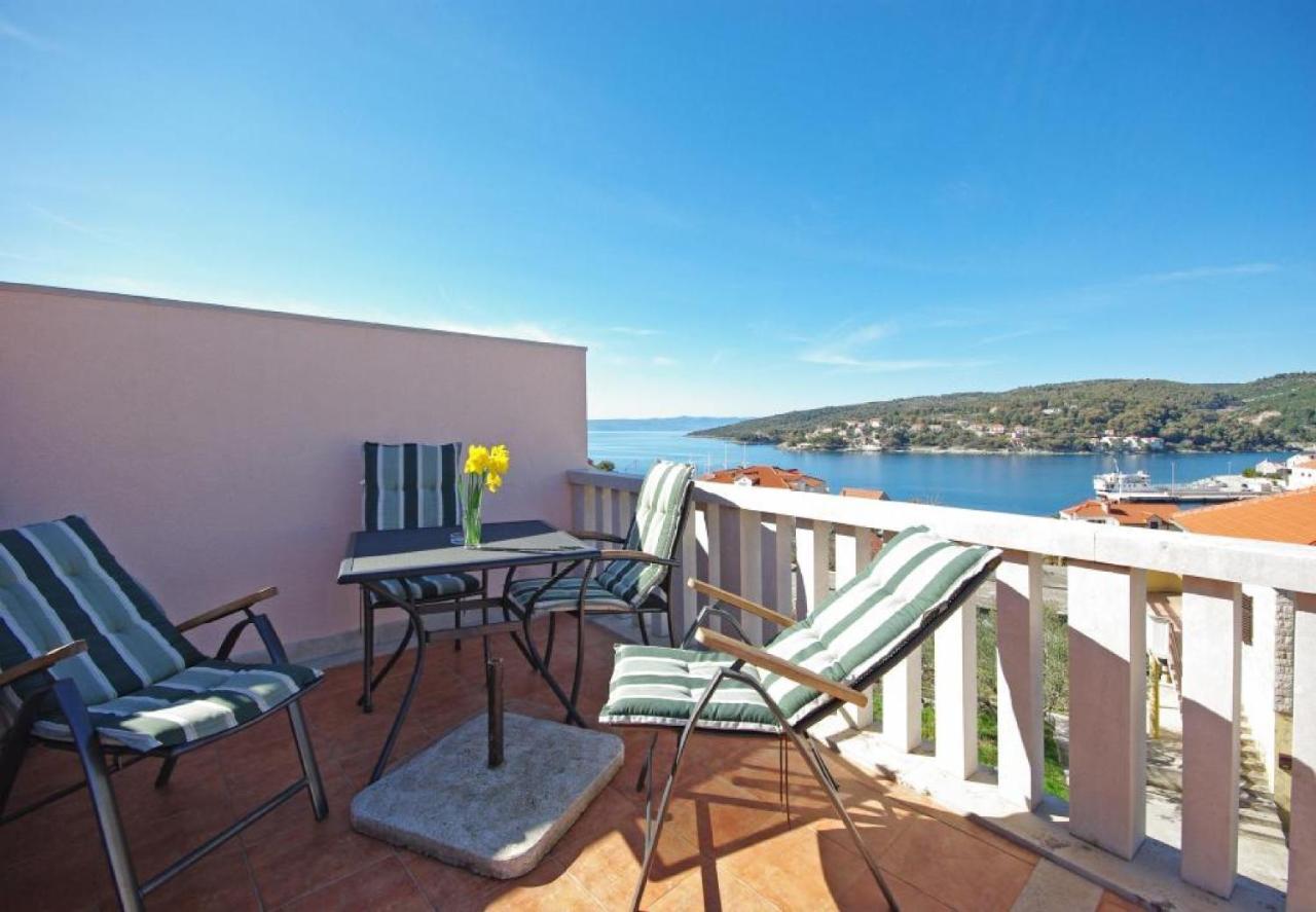 Apartments Villa Rose Sumartin Buitenkant foto
