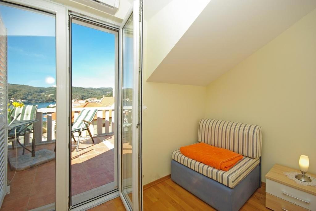 Apartments Villa Rose Sumartin Buitenkant foto
